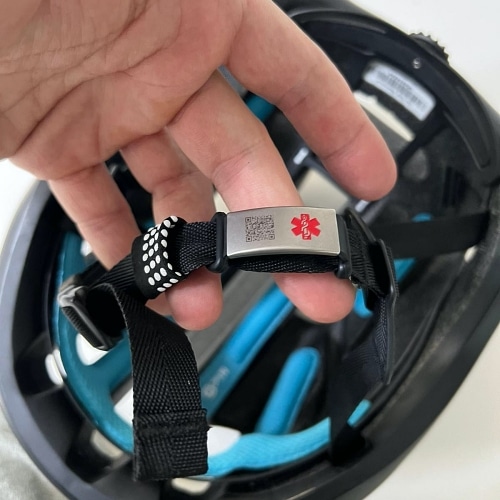 ID Tag for Helmets with qr code